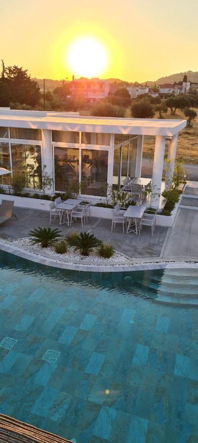 Nama Retreat Hotel Pastida Екстериор снимка